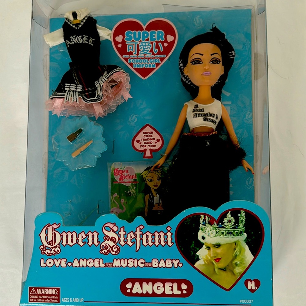 Harajuku Lovers ANGEL Doll-Gwen Stefani 2006